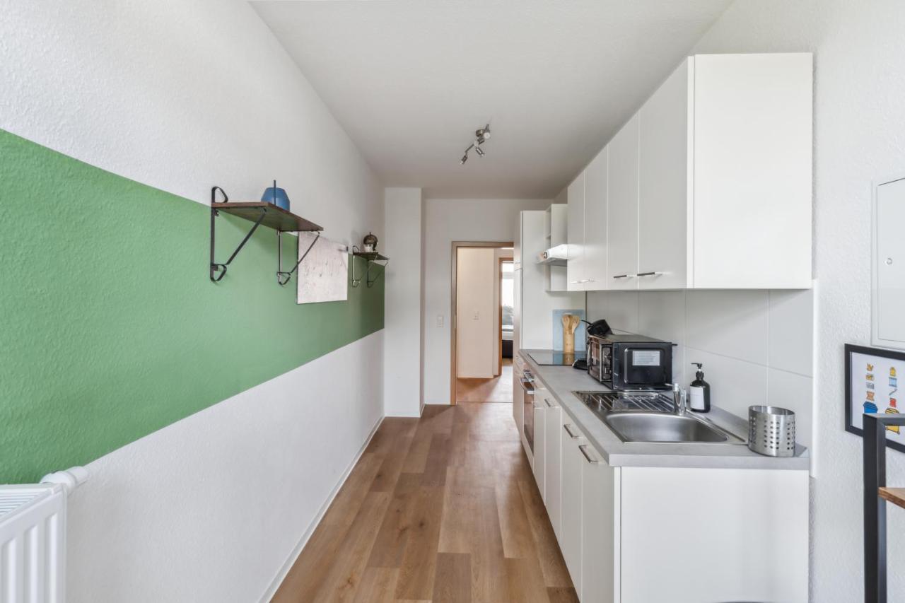 Salihomes/Max Apartment/5Pax/Modern Eingerichtet/Voll Ausgestattet Kueche Markranstädt エクステリア 写真